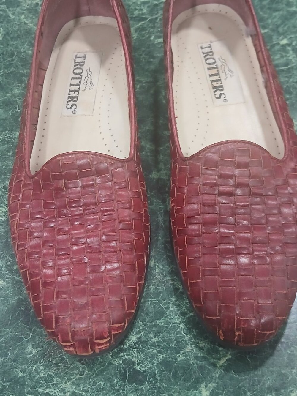 Trotter Red Women's 8N Liz woven leather basketweave Slip-on Loafers